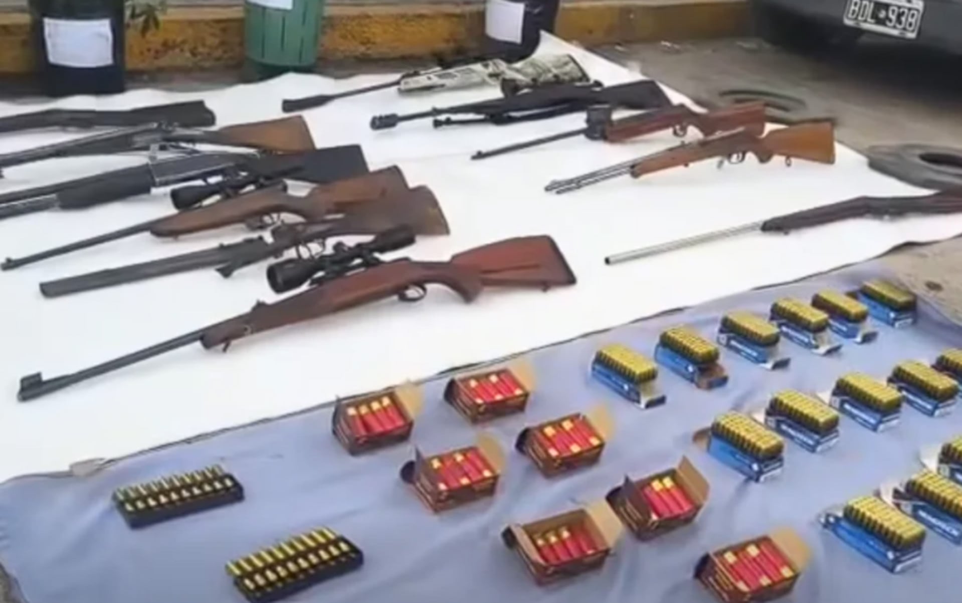 Diversas armas de fuego, incluyendo rifles y escopetas, junto con gran cantidad de municiones, fueron secuestradas a una organización narco en La Rioja (Nueva Rioja)