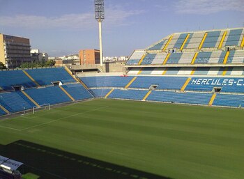 Estadio José Rico Pérez (Wikipedia)