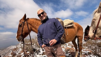 El viaje de Ángel de Brito a Mendoza con amigos de LAM y cabalgatas