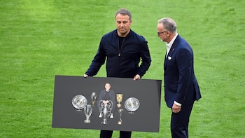 Rummenigge está seguro de que Flick ganará la Champions con el Barça "si se queda el tiempo suficiente"