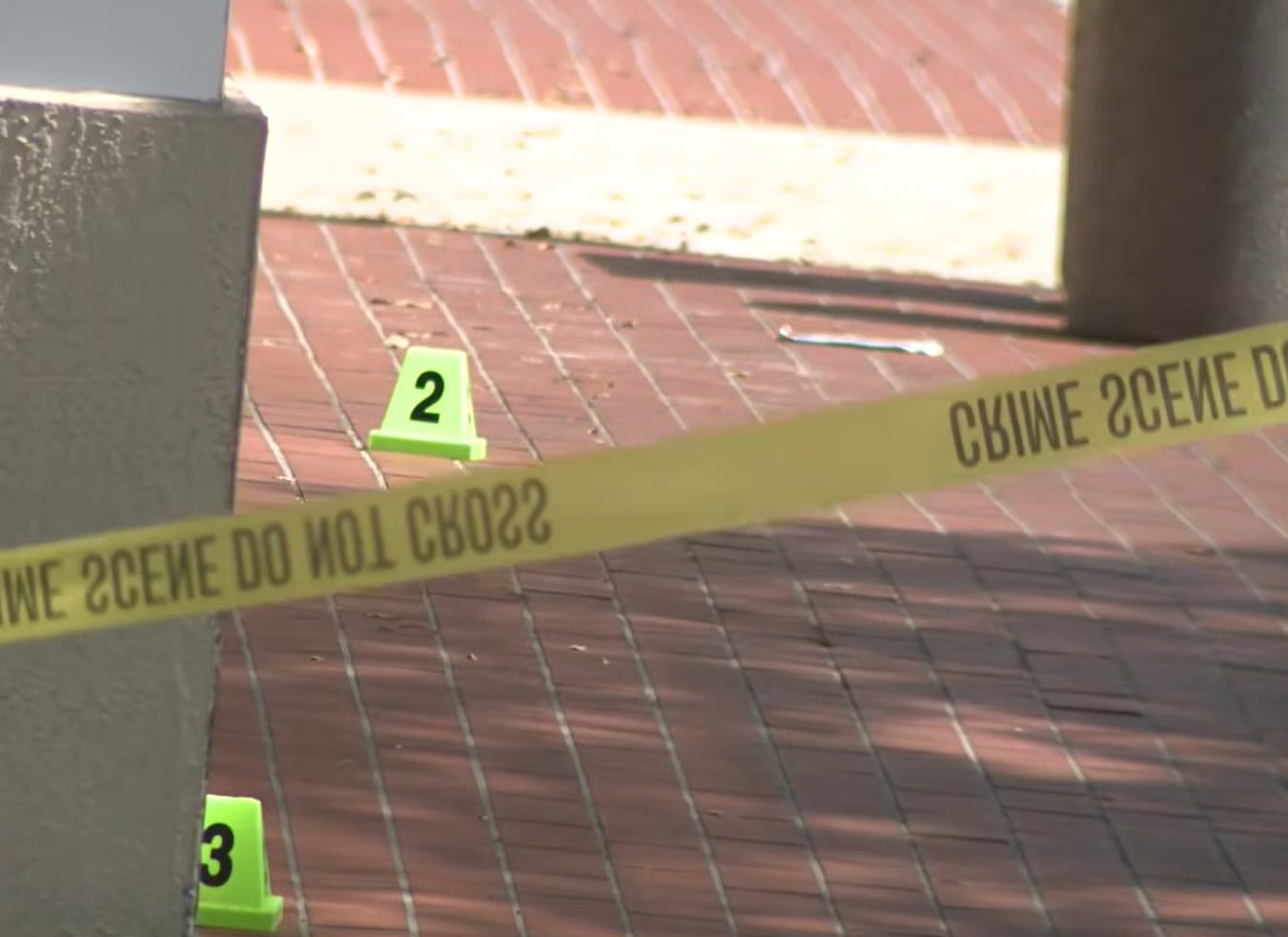La policía identificó a Ralph N-Kosi Blue III como el presunto tirador y señaló que llegaba a trabajar al McDonald’s cuando ocurrió la balacera (CBS Miami)