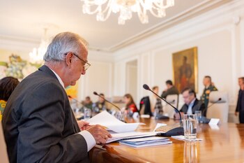 La medida de excepción despierta