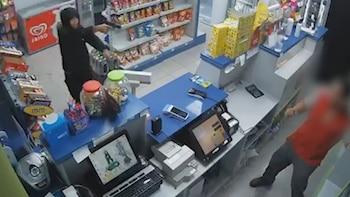 Detenidos tres jóvenes, dos de ellos menores, que atracaron tres veces la misma gasolinera en Murcia