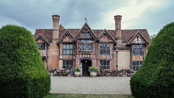 Esta enorme casa es parte