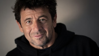 Piden imputar al popular cantante francés Patrick Bruel, por 9 denuncias de abusos sexuales