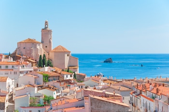 Cadaqués, en Girona (Adobe Stock).