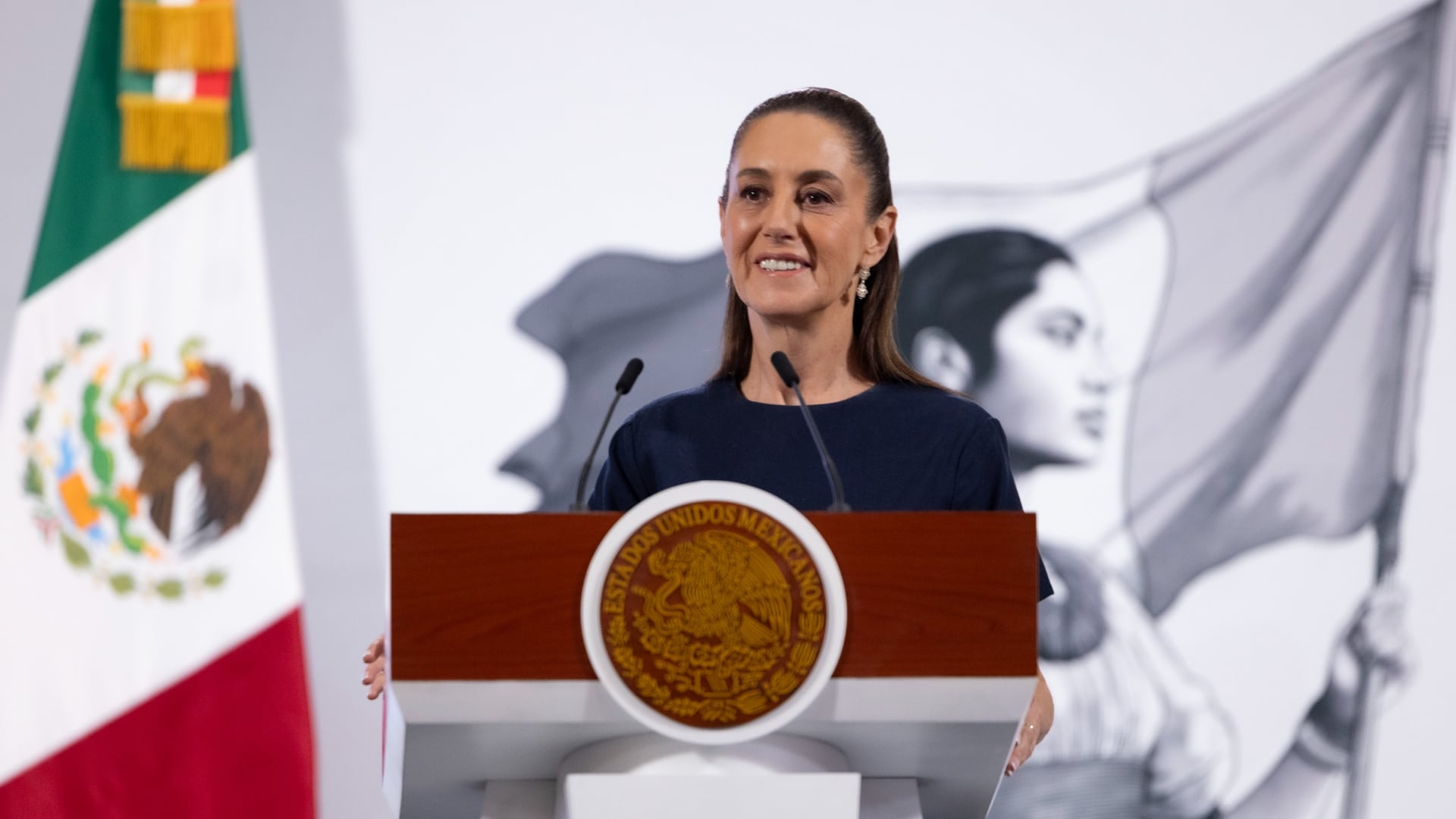 Sheinbaum detalló que será el Senado de la República el encargado de establecer posibles sanciones en contra de la gobernadora de Chihuahua y el fiscal estatal. | Presidencia