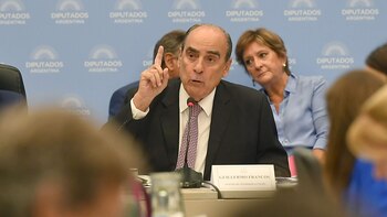 El ministro Francos expuso ante