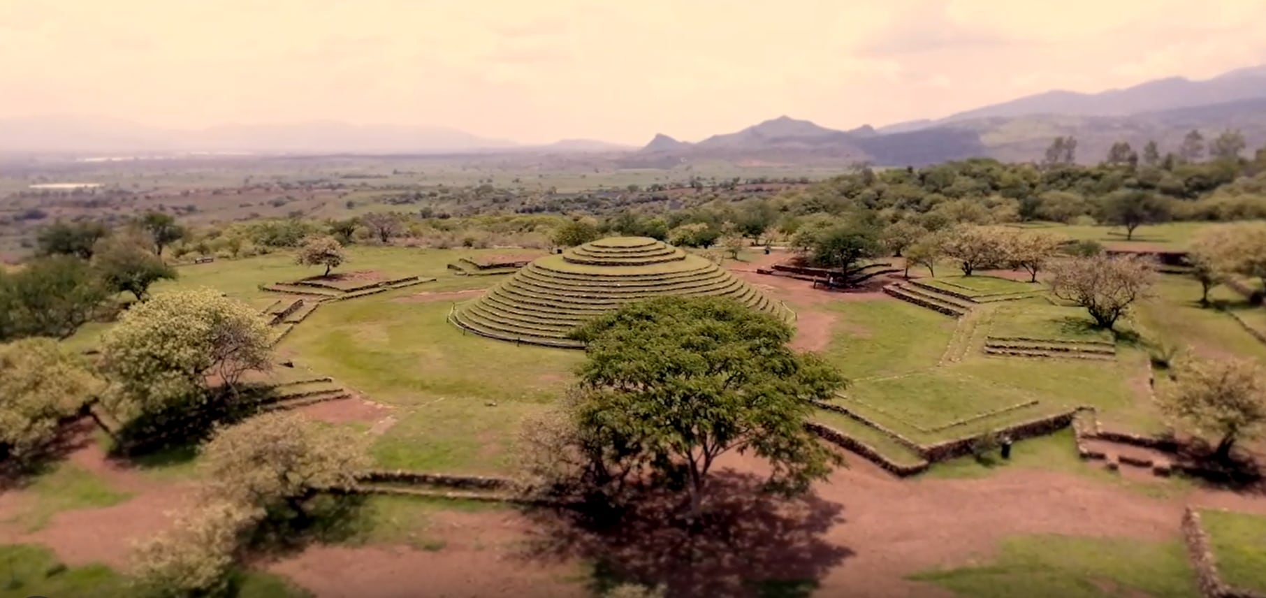 En Teuchitlán están los Guachimontones, piramides circulares
(Mediateca INAh)