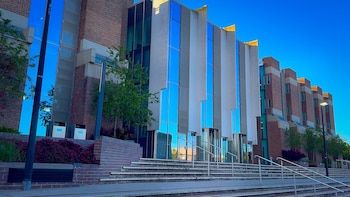 Brote de meningitis en estudiantes