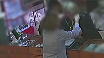 Desarticulada una banda de ladrones de joyas italianos que actuaban como “fantasmas”: no dejaban huellas ni rastro en los hoteles y cambiaban de móvil cada poco tiempo