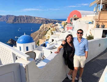 El viaje de Gastón Trezeguet y su amiga por Grecia