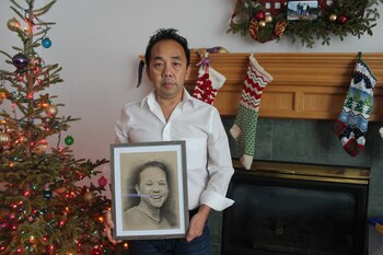 Eh Xiong viajó desde Minnesota