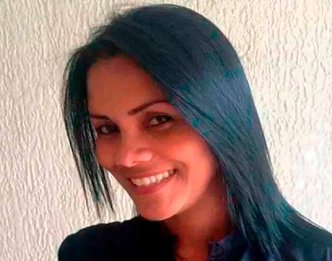 Entre los venezolanos liberados se encuentra Emirlendris Benítez, quien llevaba ocho años detenida tras ser acusada de participar en el atentado con drones contra Nicolás Maduro en 2018