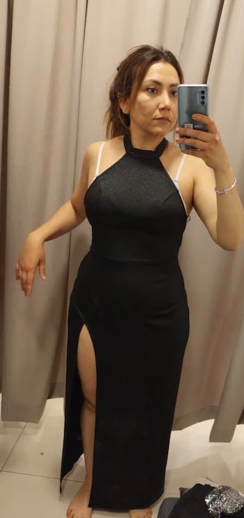 La mujer es mamá de