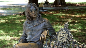 ¿Por qué el parque John Lennon en Cuba se queda vacío?