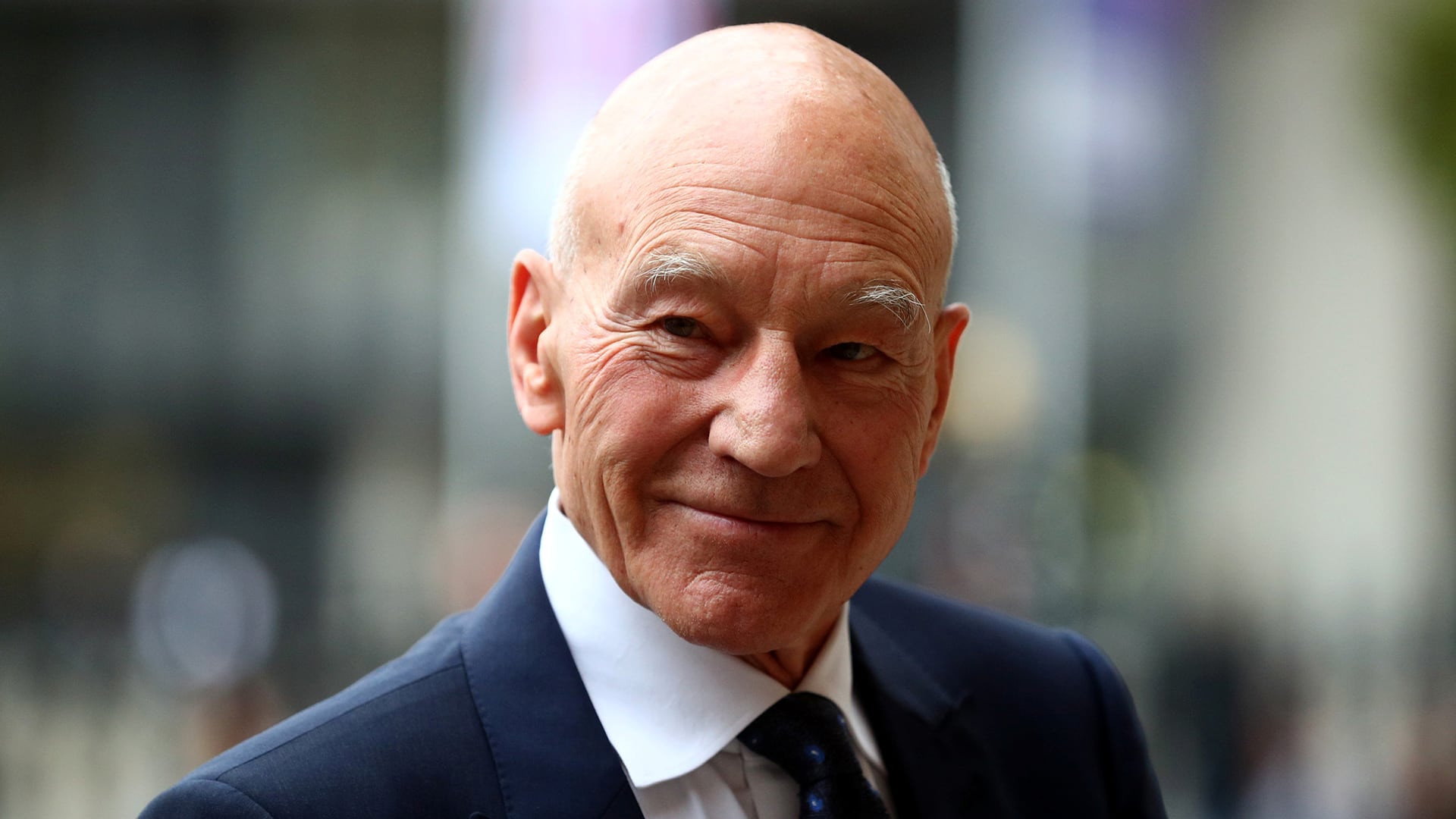 Patrick Stewart había grabado escenas para 'Avengers: Doomsday', trabajo que se estrenará en forma póstuma (REUTERS/Hannah McKay)