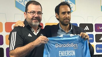 Enderson Moreira fue presentado en