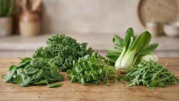 5 vegetales que pueden sustituir a la lechuga y mejorar el aporte nutricional