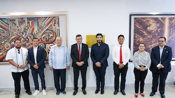 La Universidad de El Salvador inaugura un aula en homenaje a la mexicana Margarita Maza Parada