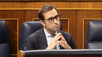 La oposición pregunta hoy a los vicepresidentes Cuerpo, Díaz y Aagesen cómo aguantan en un "Gobierno corrupto"