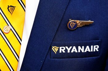 El logotipo de Ryanair aparece