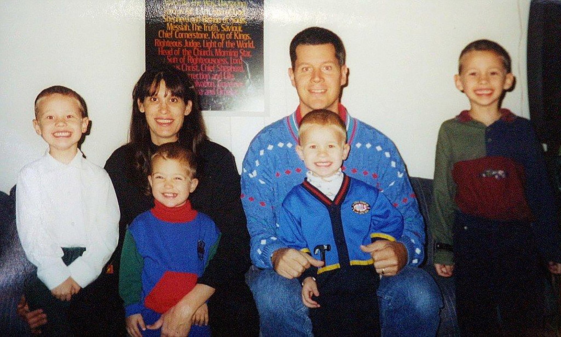 La Tragedia de los Yates: Cuando la Enfermedad Mental y la Religión Extrema Costaron Cinco Vidas