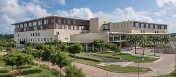 La emergencia médica se activó de inmediato, pero la gravedad de las lesiones obligó a la remisión al Hospital Serena del Mar, donde murió días después - crédito Hospital Serena del Mar