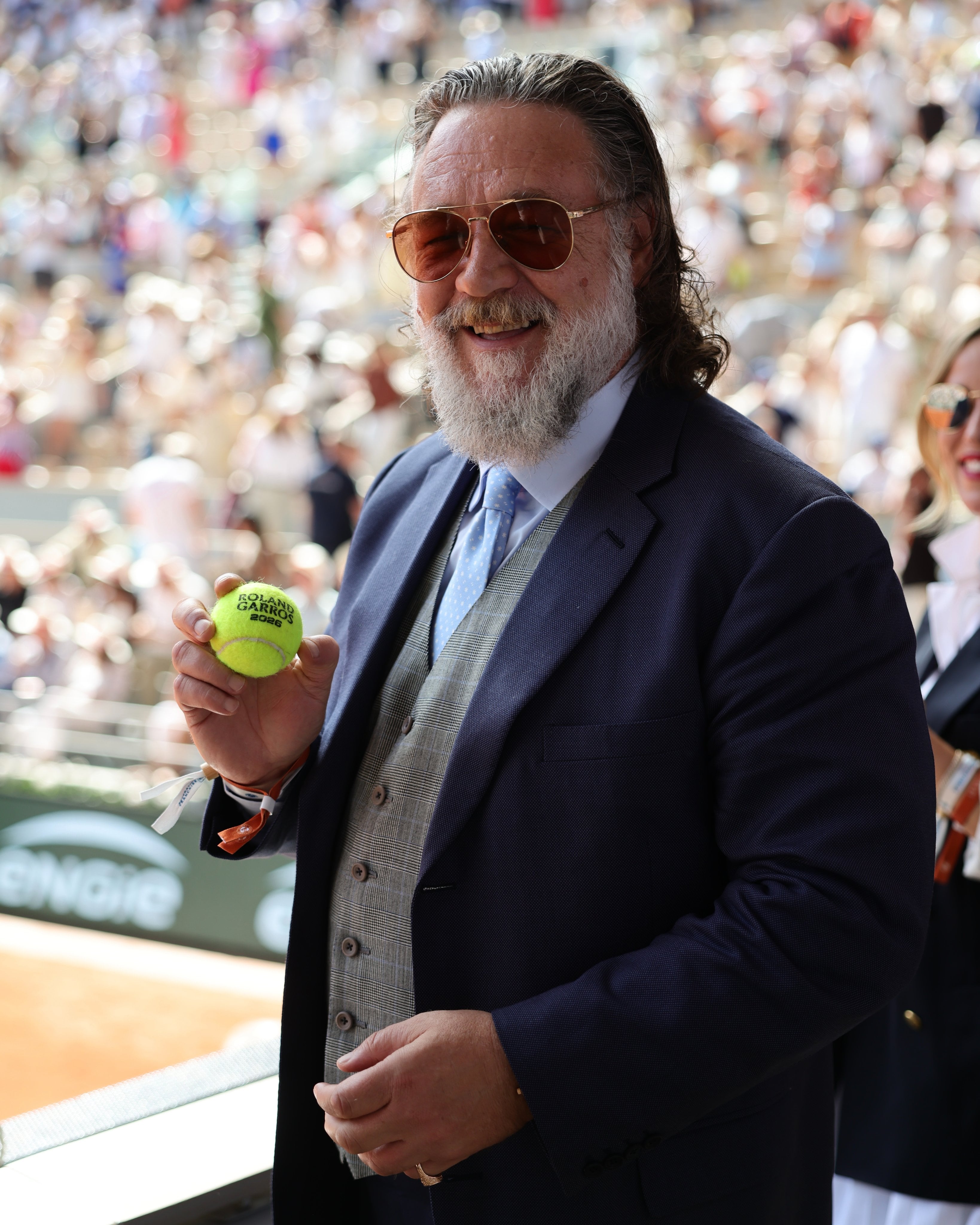 Rusell Crowe y la pelota que atrapó (Roland Garros)