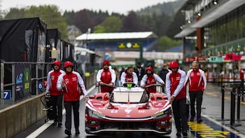 Toyota remonta para ganar las 24 Horas de Le Mans