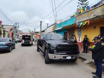Un ataque armado cobró la vida del policía retirado Héctor Francisco Serrano Mazariegos en la zona 6 de la Ciudad de Guatemala.