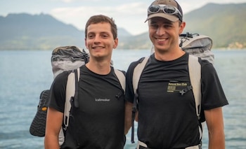 Dos amigos recorren 12.850