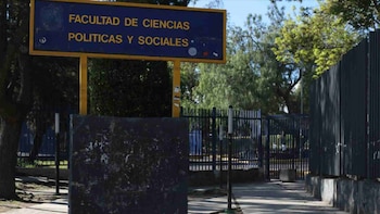 Regreso a clases en la FCPyS de la UNAM en suspenso por paro de trabajadores