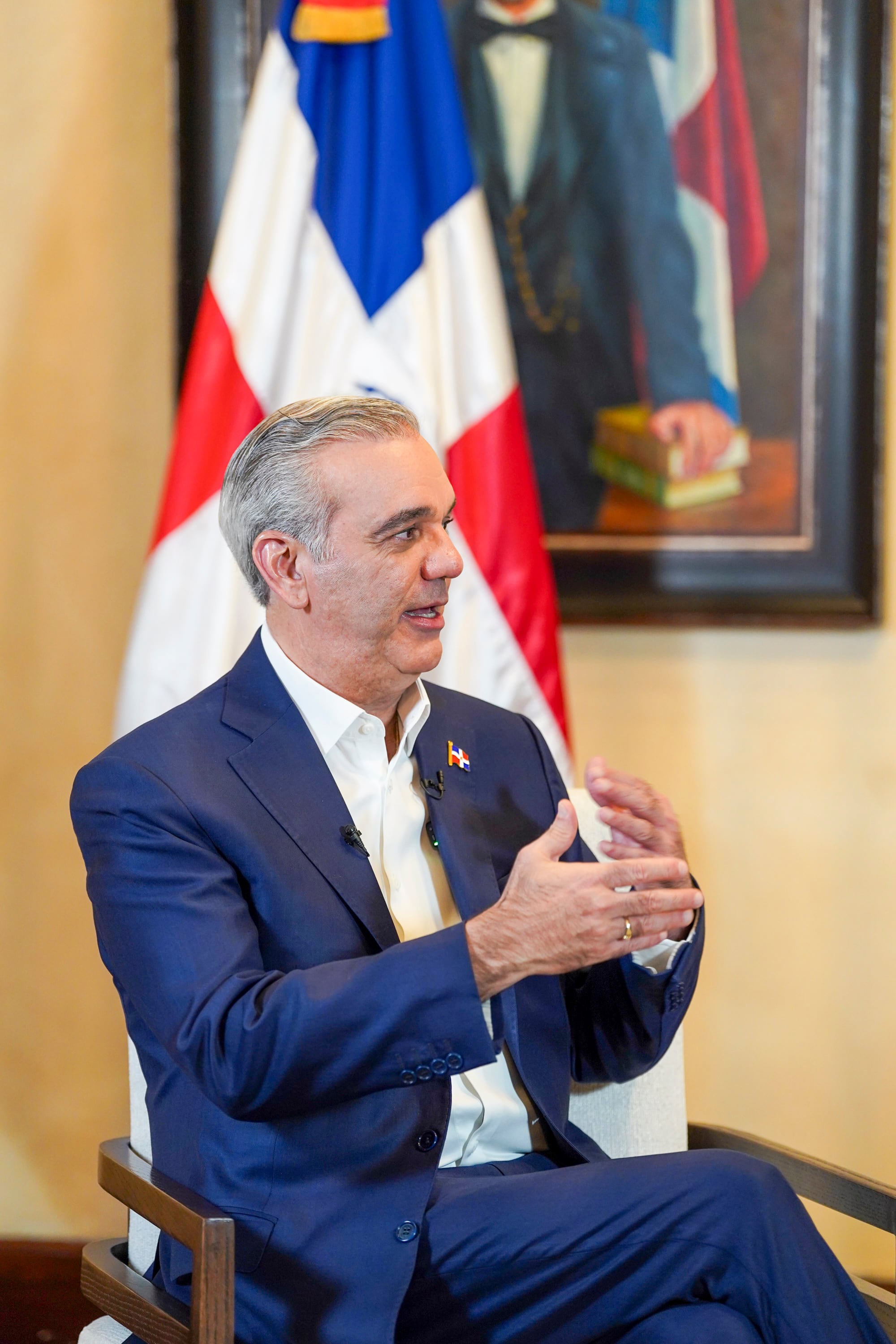 El presidente Luis Abinader, durante su entrevista con Infobae (Fotografía: Nacho Films)