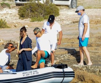 Leonardo DiCaprio - Meghan Roche