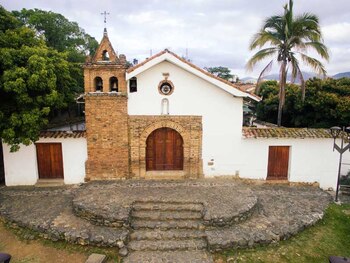 El obispo Wiston Mosquera el