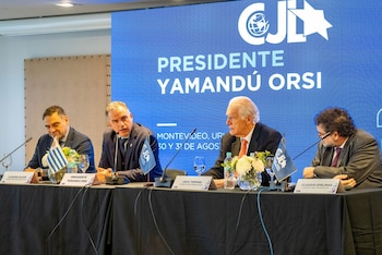 EL CONGRESO JUDÍO LATINOAMERICANO SE REUNIÓ CON YAMANDU ORSI, PRESIDENTE DE URUGUAY, Y RECONOCIÓ AL CEO DE INFOBAE DANIEL HADAD