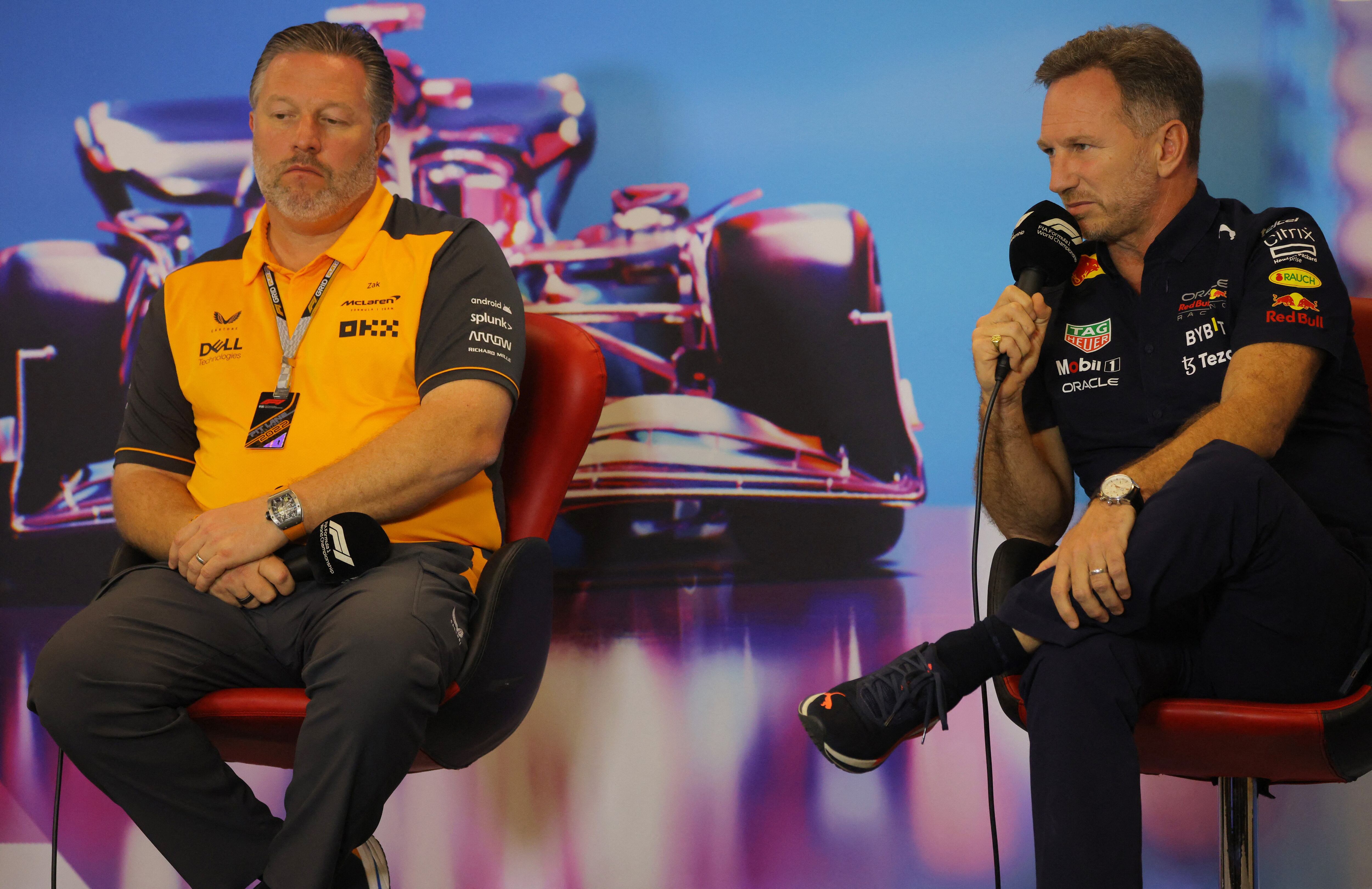 Zak Brown y Christian Horner mantuvieron fuertes disputas públicamente, las cuales se profundizaron en la serie documental (REUTERS/Brian Snyder)