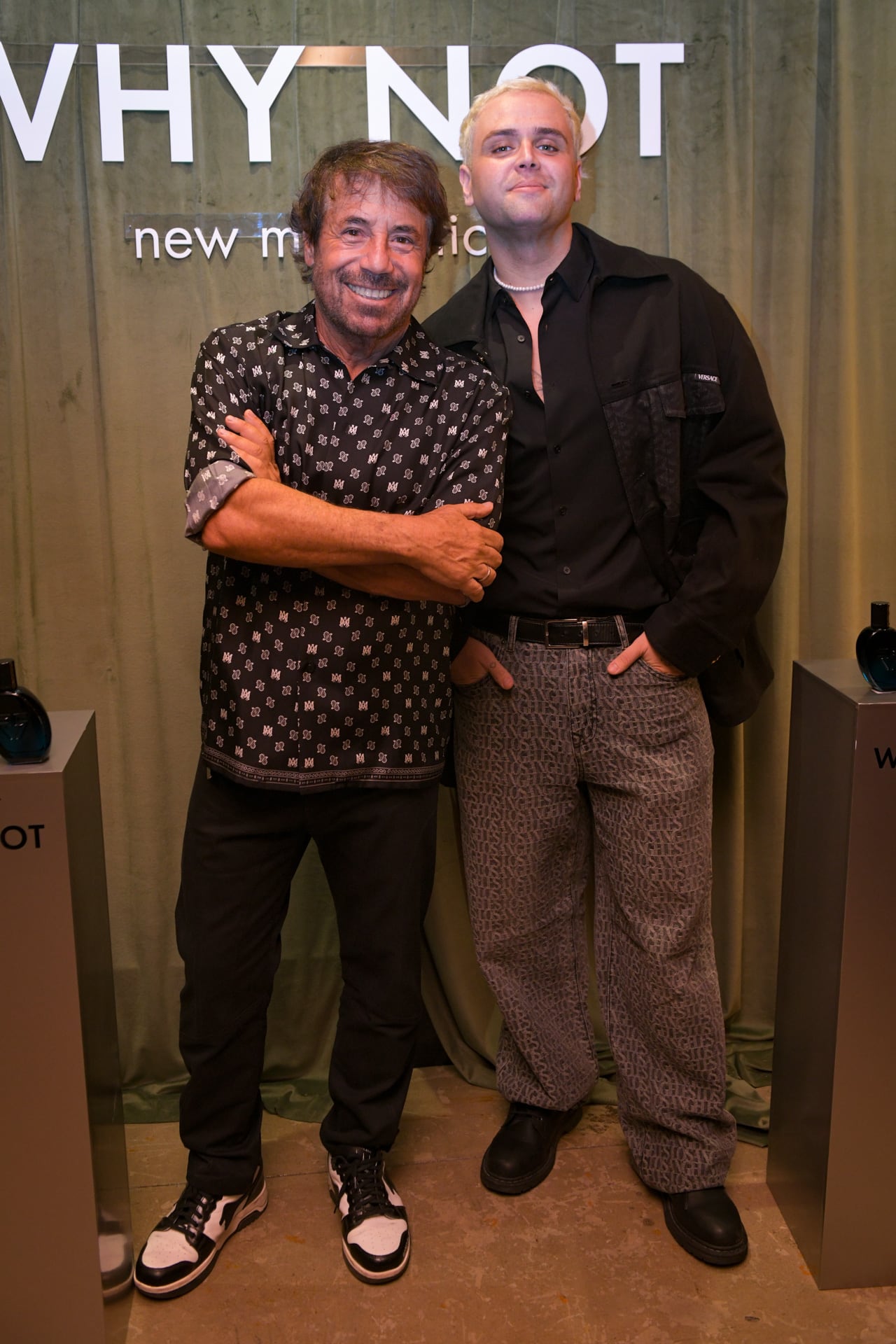 Tomi Raimon en el evento con Ricky Sarkany