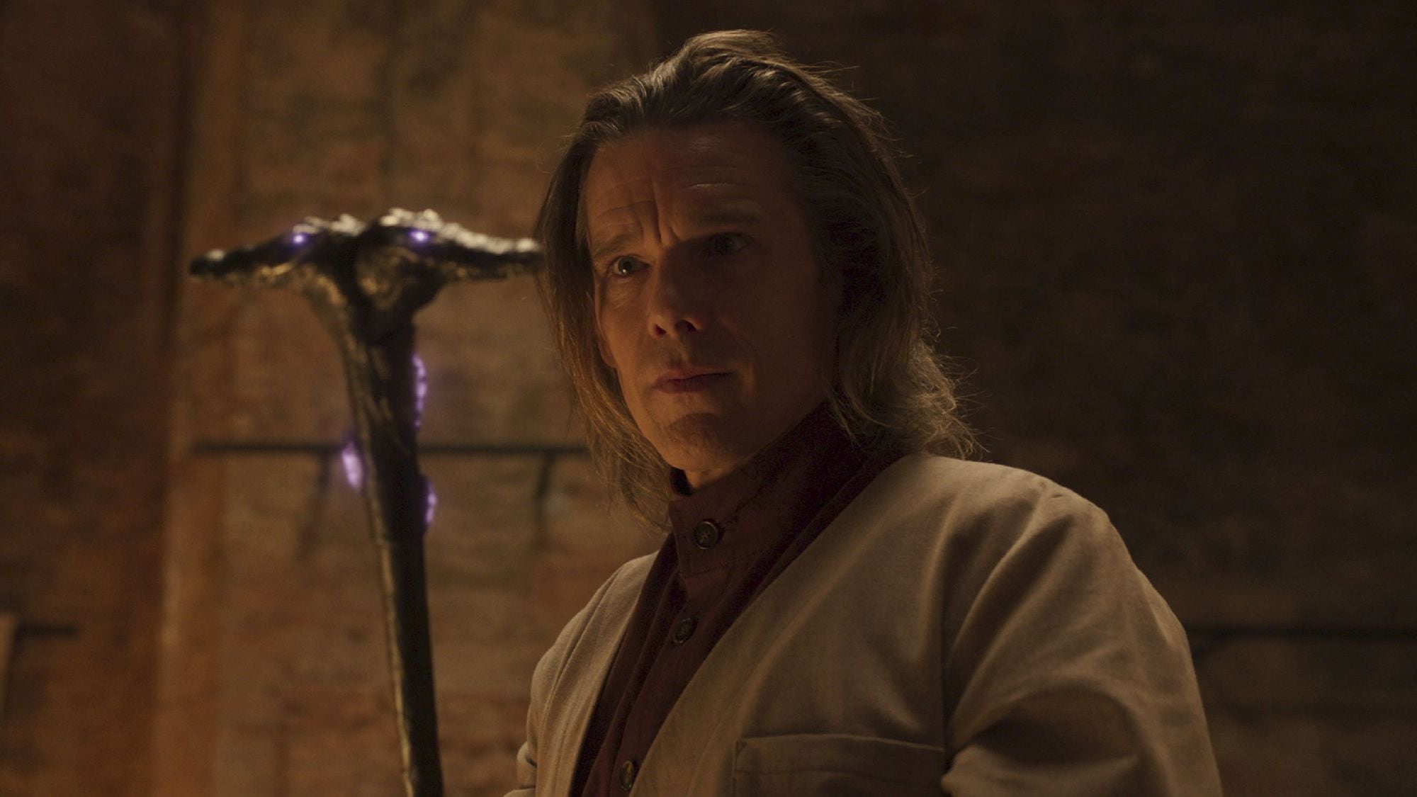 Hawke señaló que una tercera película de Black Phone dependerá de Scott Derrickson y también destacó su presente en The Lowdown tras Moon Knight (Disney Plus)