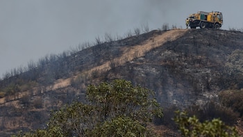 Estabilizado el incendio de Villanueva de los Castillejos (Huelva): más de 5.000 hectáreas quemadas y centenares de desalojos
