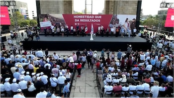 Claudia Sheinbaum arribó al Monumento