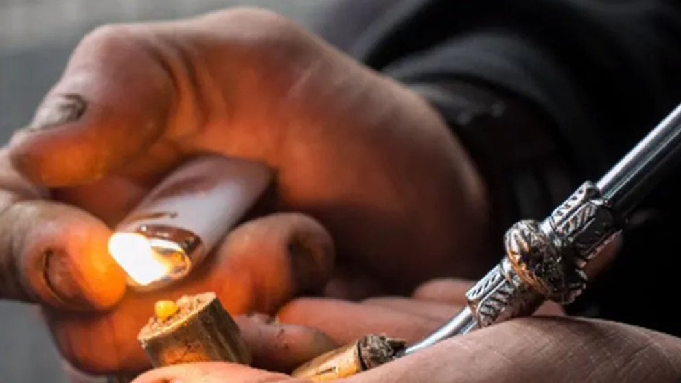 El “fentanilo chileno” se extiende por el país: siete ciudadanos venezolanos detenidos en una ciudad del sur El “fentanilo chileno” se extiende por el país: siete ciudadanos venezolanos detenidos en una ciudad del sur