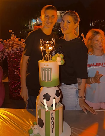 Como broche de oro, Constantino