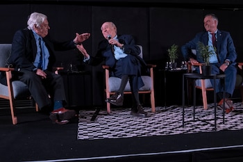 Luis Alberto Lacalle, Julio María Sanguinetti y Yamandú Orsi en evento del semanario Búsqueda (Presidencia)