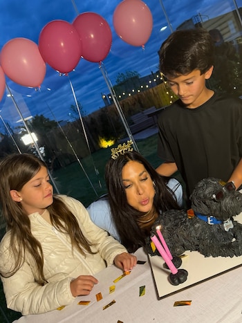 El cumpleaños de Silvina Escudero y el guiño a su perro Titán