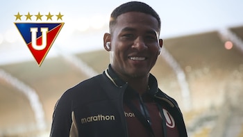 José Carabalí dejaría Universitario tras fuerte interés de LDU de Quito: el posible reemplazo que viene desde el fútbol ecuatoriano