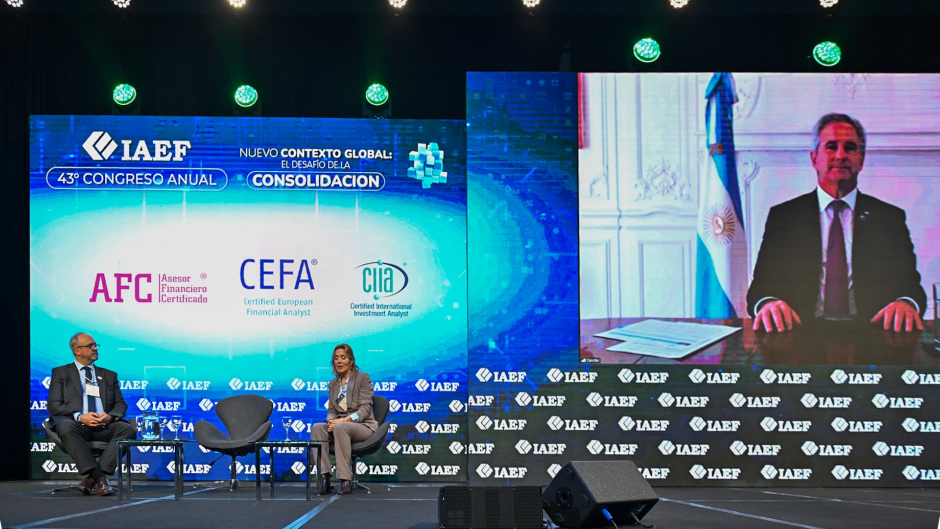 Pablo Quirno en su exposición en el evento de IAEF (Adrián Escandar)