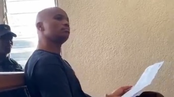 La policía descubrió 12 cadáveres