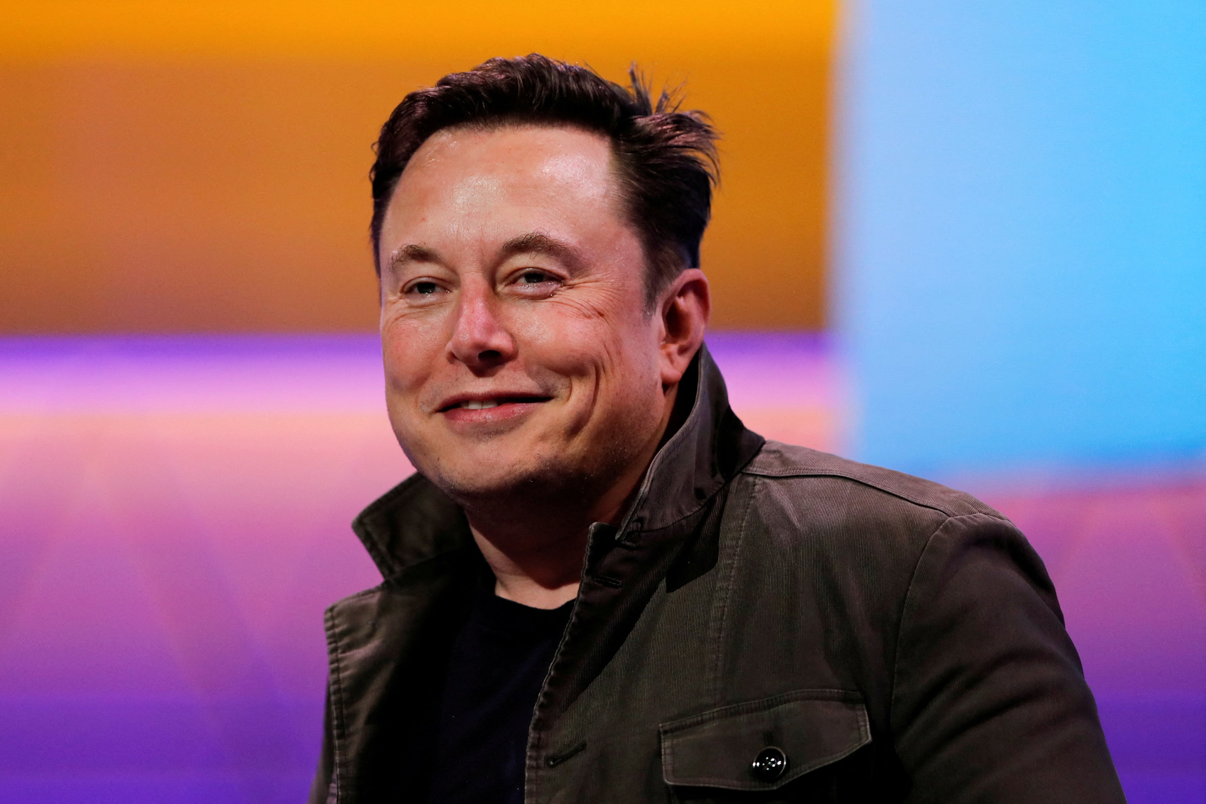 Elon Musk lidera el ranking de los más ricos del mundo con un patrimonio que supera los USD 800 mil millones tras la fusión de SpaceX con xAI (REUTERS/Mike Blake/File Photo)